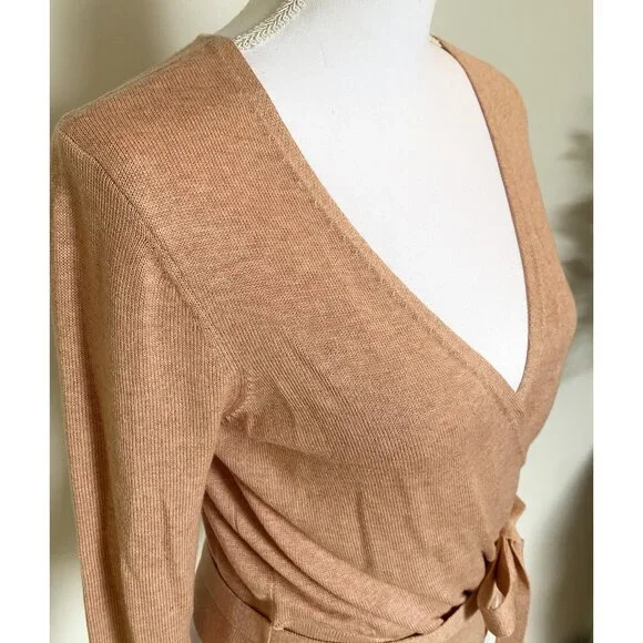 🩰 NWT Splendid Dana Wrap Sweater - Fitted Elegant Cotton Silk Blend 🩰 - Picture 8 of 13